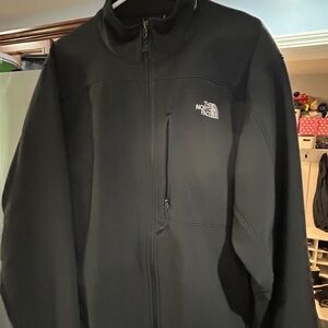 The North Face Men's Black Performance Jacket